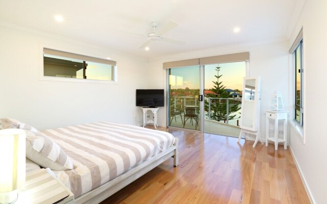 Cocos Court 21