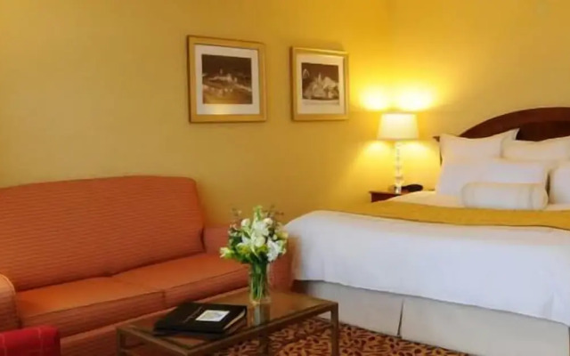 Crown Jakiba Hotel