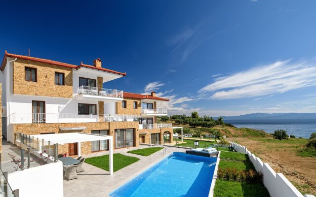 Villa D'Oro - Luxury Villas & Suites