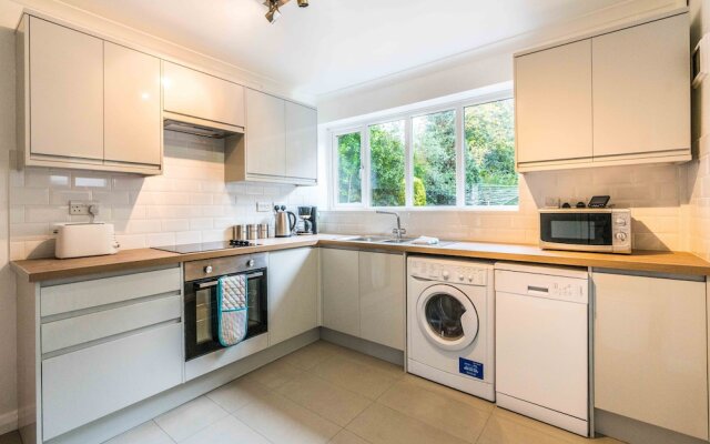 New 2Bd East London Flat With Garden Woodford