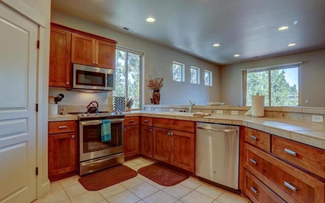 Quinn Creek-Mt Views-4BR/3.5BA