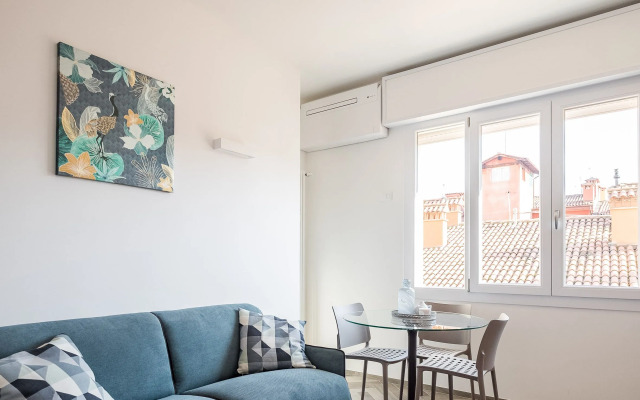 Galleria del Reno 2B by Wonderful Italy