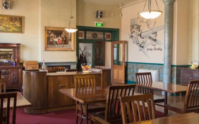 Victoria Railway Hotel
