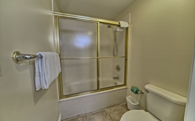 Luxurious Tropical Condo with Breathtaking Gulf View - Unit 2006 by RedAwning