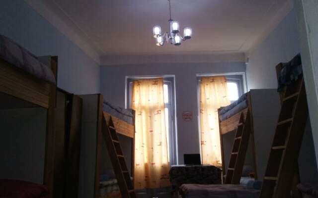 Vareron Hostel