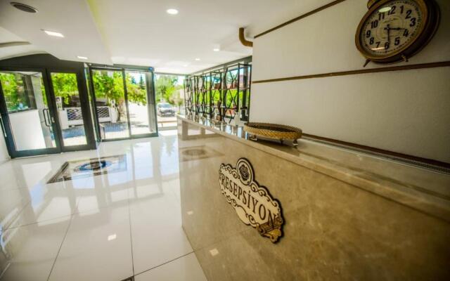 Rosa Therapy Hotel