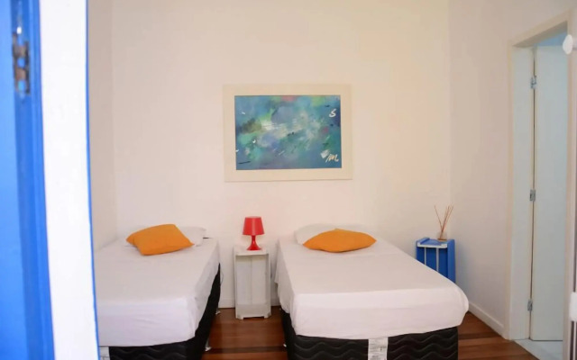 Brasileranza Hostel