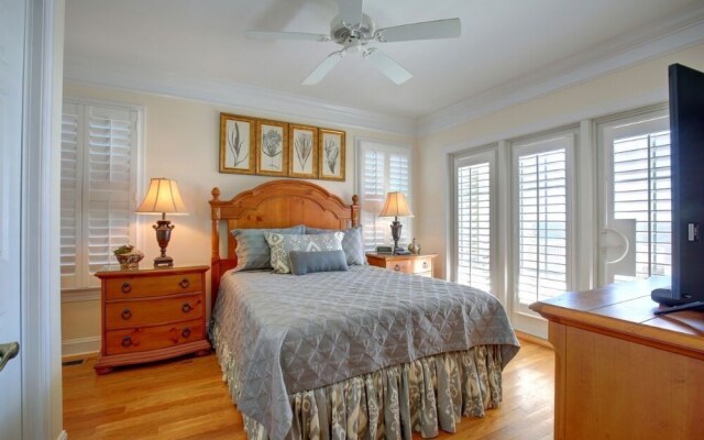 The Seventh Day 6 Bedroom Home by RedAwning