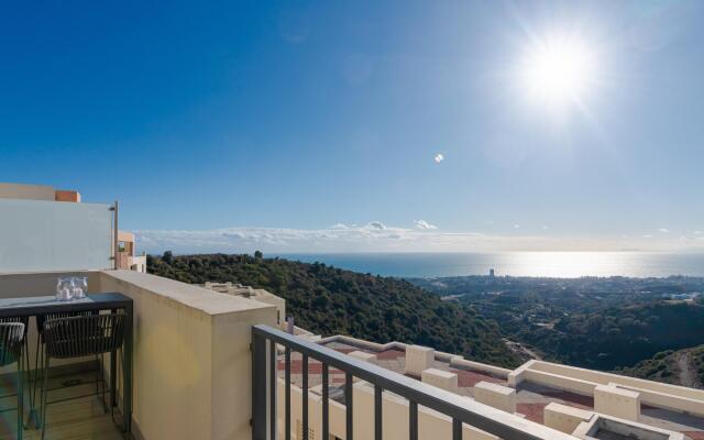 370766 - Luxurious Penthouse With Spa Area