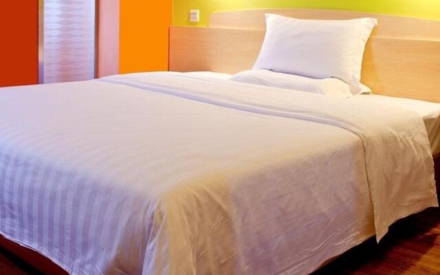 Life Yajo Hotel Tuan Yi Da Square