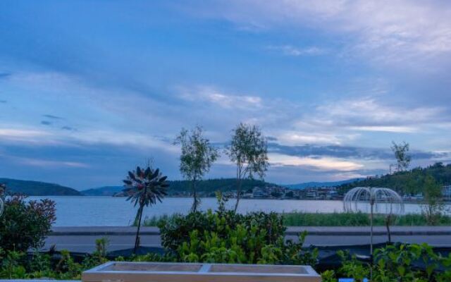 Dali Nanfeng Yiyu Seaview Hotel Santorini