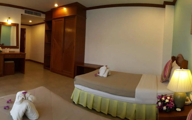 MT Hotel Patong