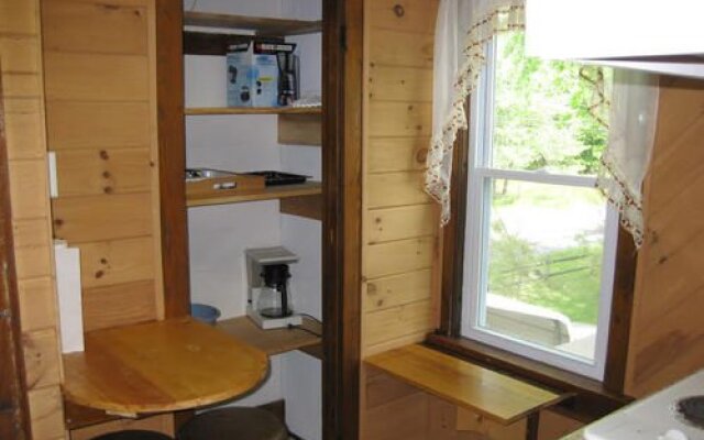 Albrightsville Farm House Bed & Breakfast