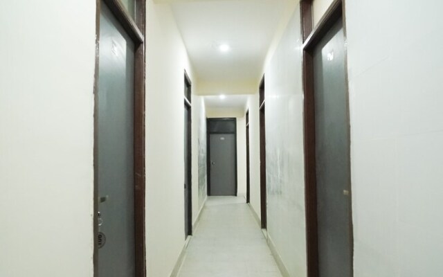 Roomshala 034 Grihum Noida Sector 63