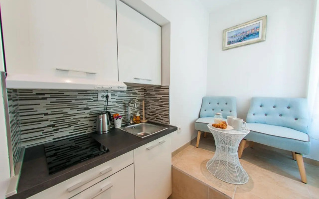 Bazzar Apartments