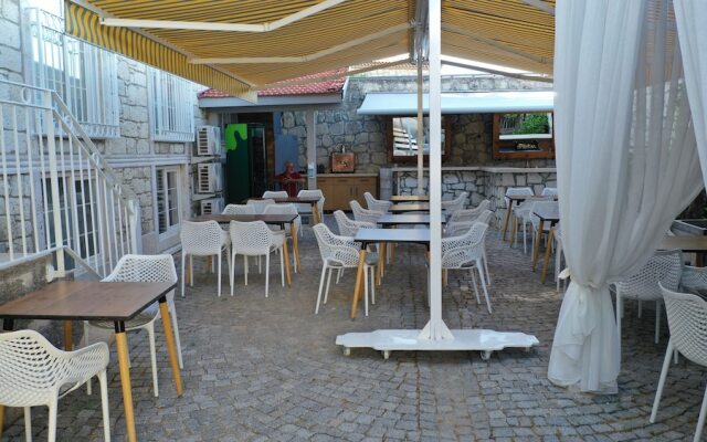 Neva Hotel Alacati