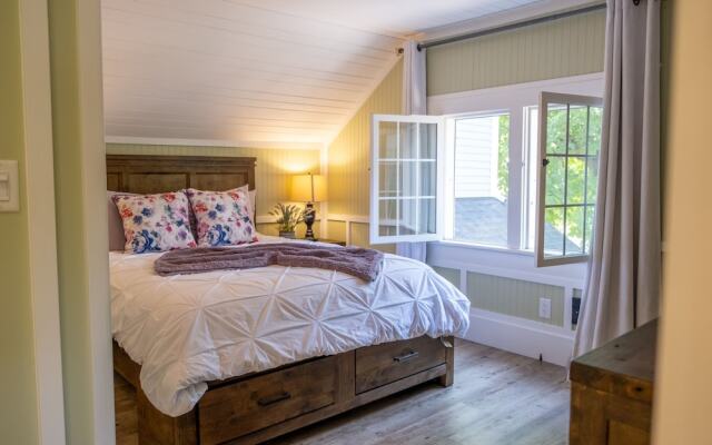 Kelowna Bed and Breakfast