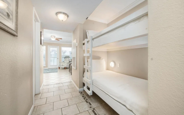 Seascape 1321 in Galveston