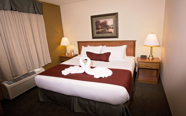 Service Plus Inns & Suites Drayton Valley