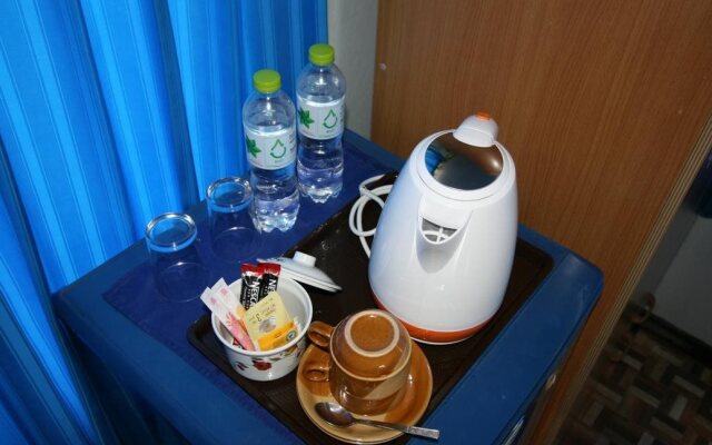 Beachfront Hotel Cha Am