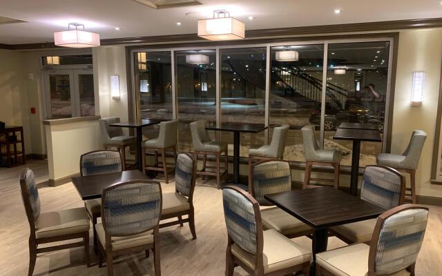 Crowne Plaza Syracuse