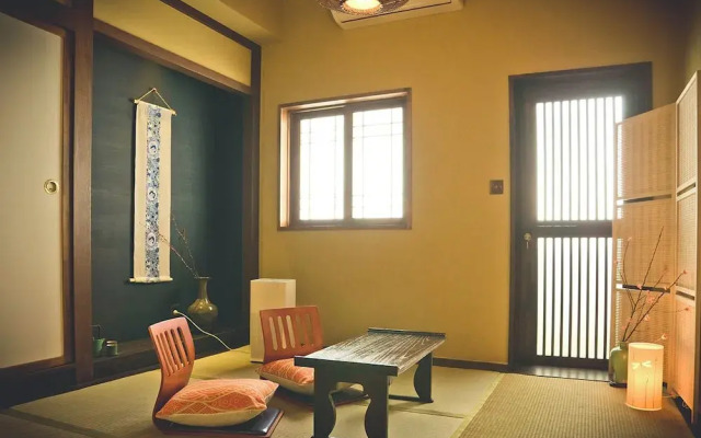 Tainan Kyomachiya Emoh House
