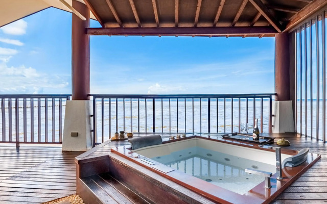 Princesa Garden Island Resort and Spa