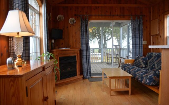 Black Walnut Point Inn