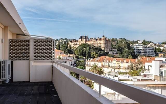 Luxury Penthouse Mistral
