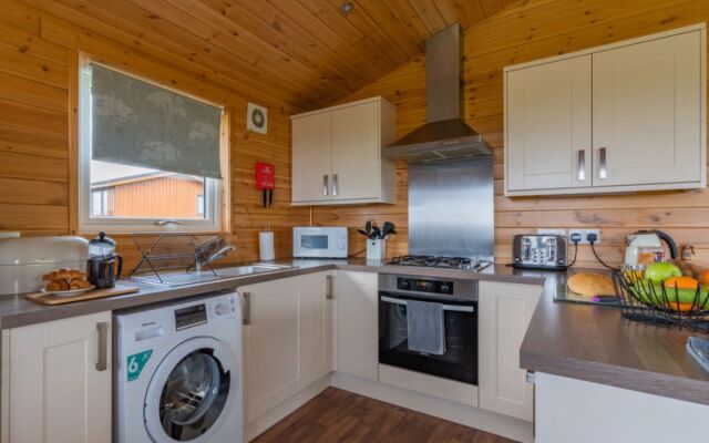 Loch Leven Lodge 6
