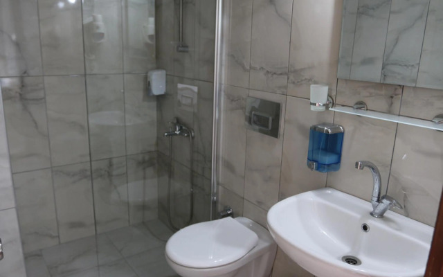 Otel Eroglu