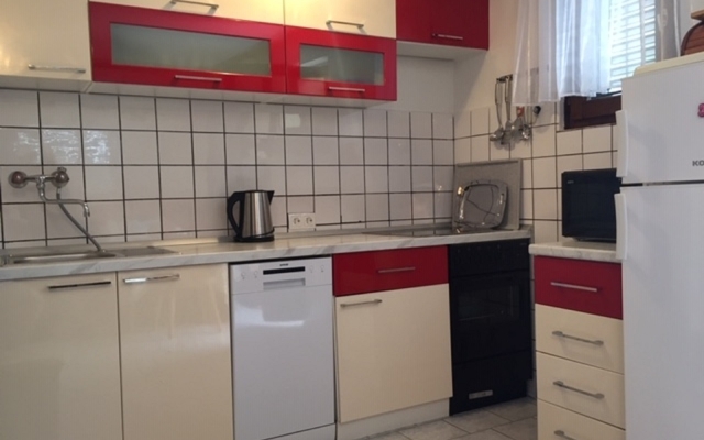 Apartment Makaj - 80 m from the beach : A1 Cove Basina (Jelsa), Island Hvar