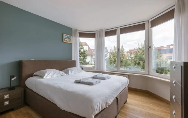 Huswell - Family Apartment With Balcony Near Coast