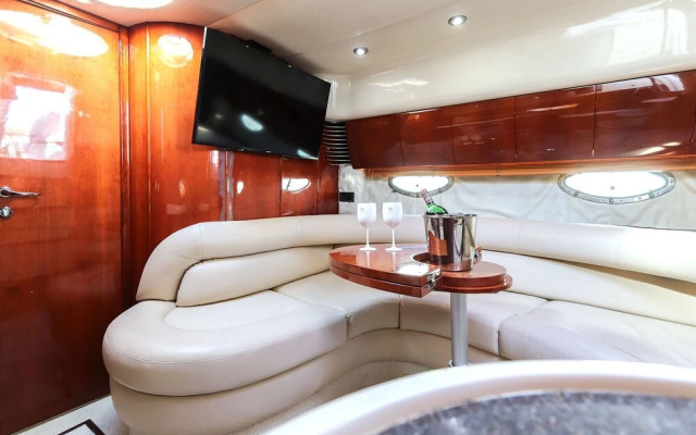 Lifestyle Yacht by Homing