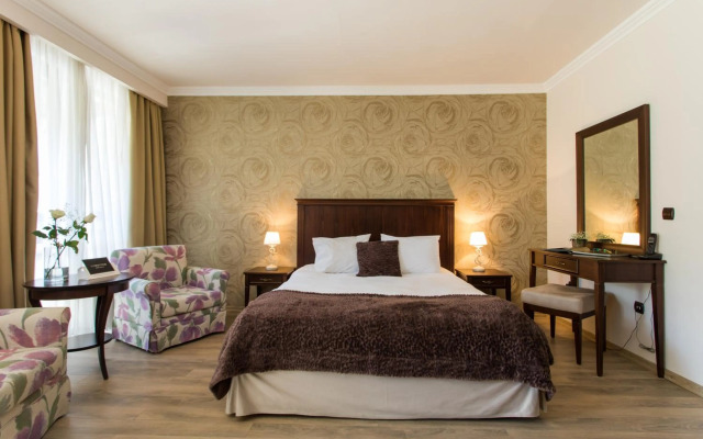 Premier Luxury Mountain Resort