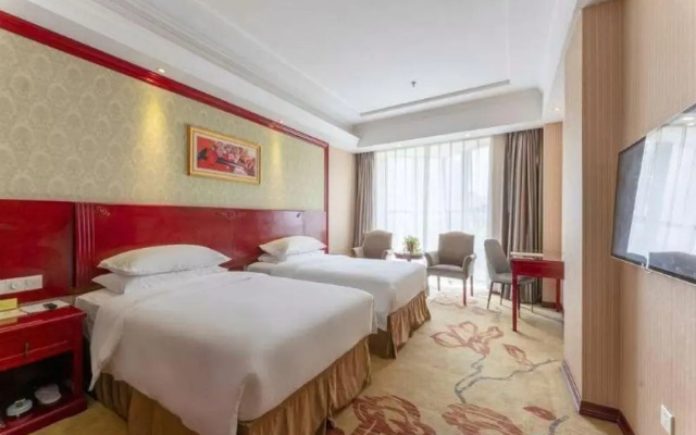 Vienna Hotel Chongqing Changshengqiao Subway Station Branch – Guest Rooms – Chongqing