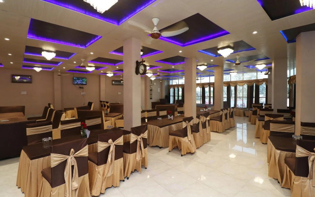 Mv Hotel By OYO Rooms