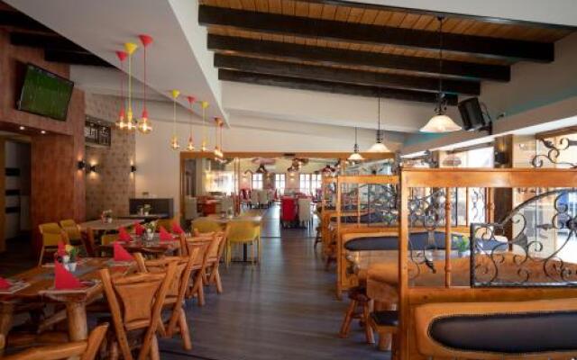 Radics Panzió Étterem és Pihenő Központ