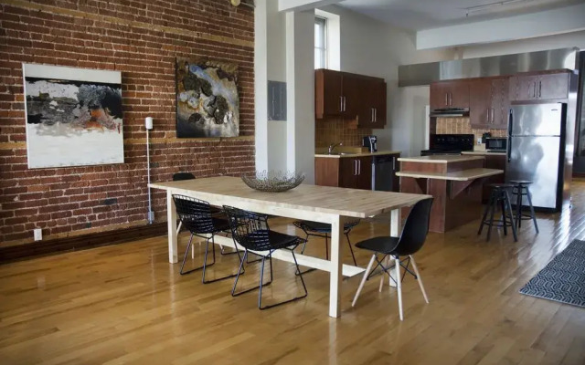 Loft Style 1BR in Plateau by Sonder