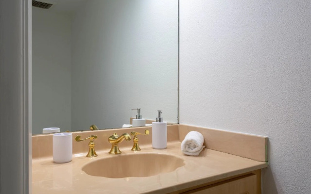 Spacious One Bedroom Centrally Located
