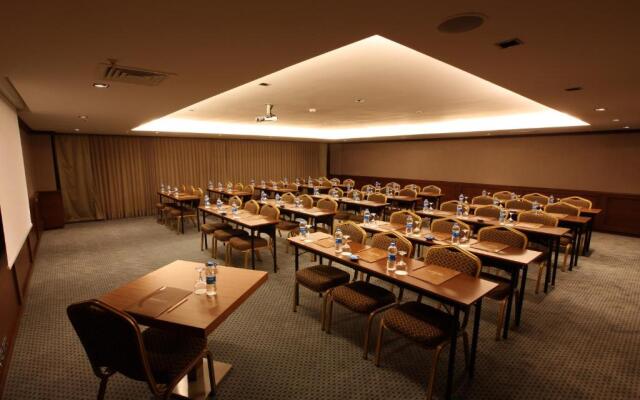 Miracle Istanbul Asia Airport Hotel & Spa