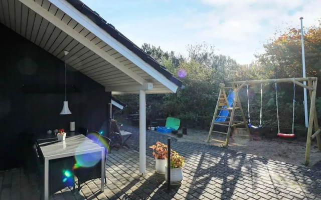 10 Person Holiday Home in Hadsund