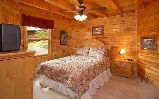 Robin's Rest by RedAwning