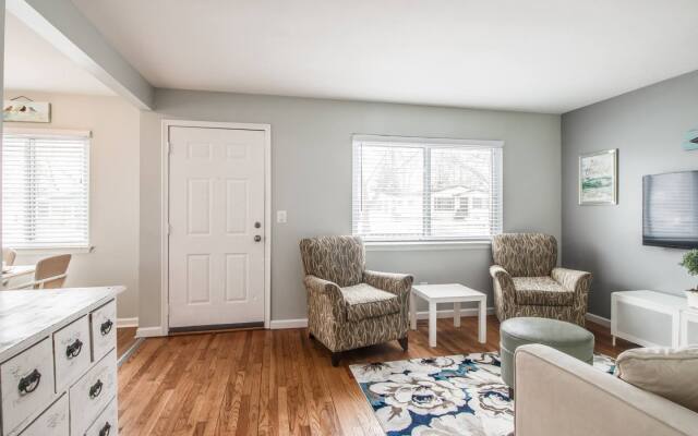Beautiful retreat Home Near Auburn Hills/Waterford