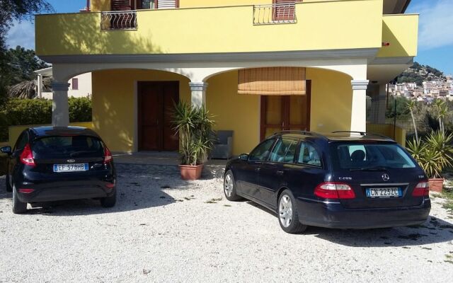 Blu Day Guesthouse