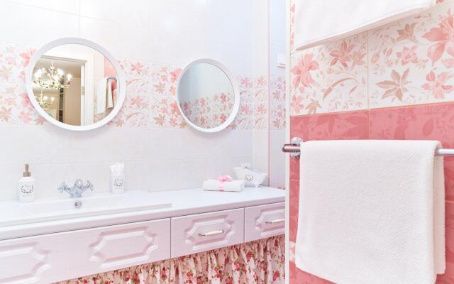 Apartment 7 dney on Kievskaya street