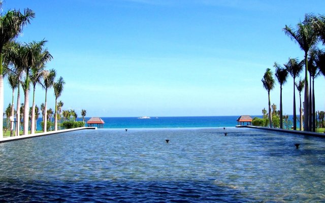 Yalong Bay Mangrove Tree Resort