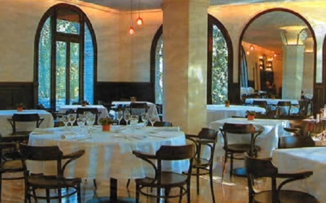 Hotel Regina Spa Artdeco Resort