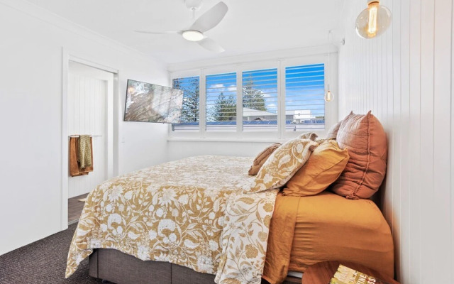 3 Bedroom Miami Oceanfront Apartment