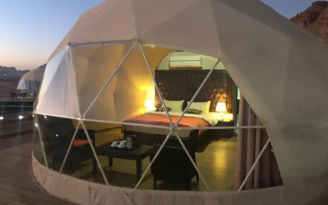Sharah Luxury Camp